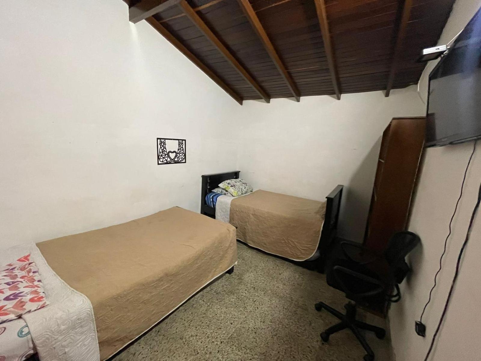 Hostel Urban City Medellín Zewnętrze zdjęcie