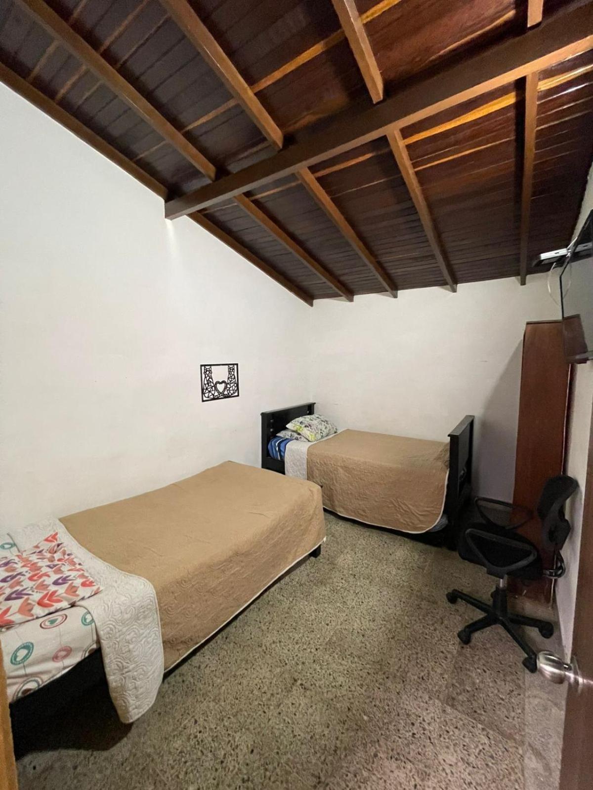 Hostel Urban City Medellín Zewnętrze zdjęcie
