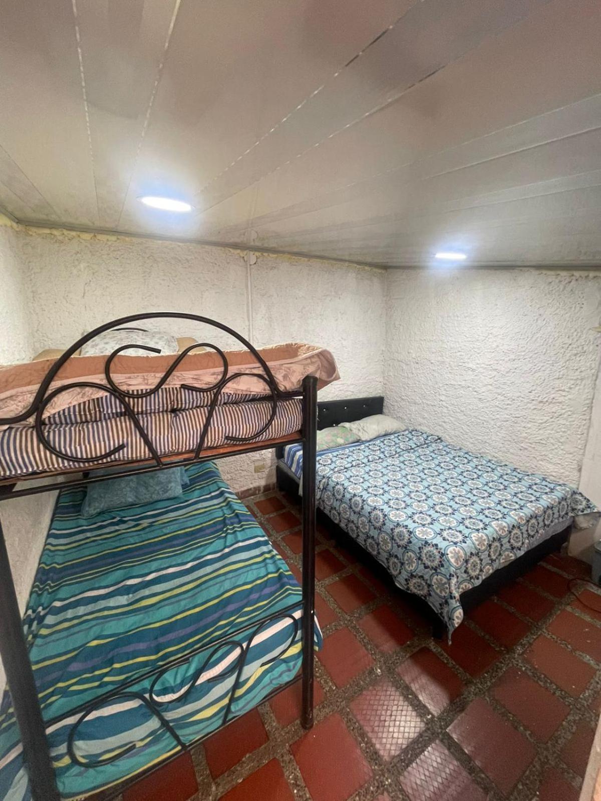 Hostel Urban City Medellín Zewnętrze zdjęcie