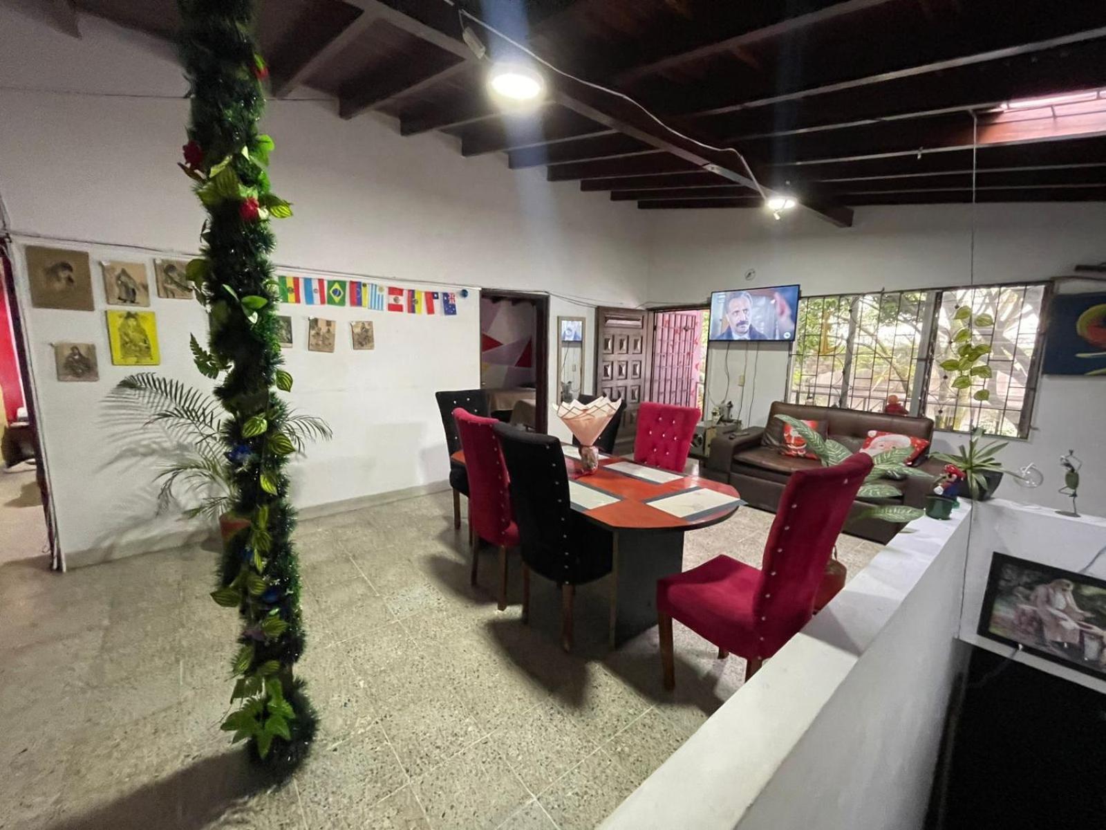 Hostel Urban City Medellín Zewnętrze zdjęcie