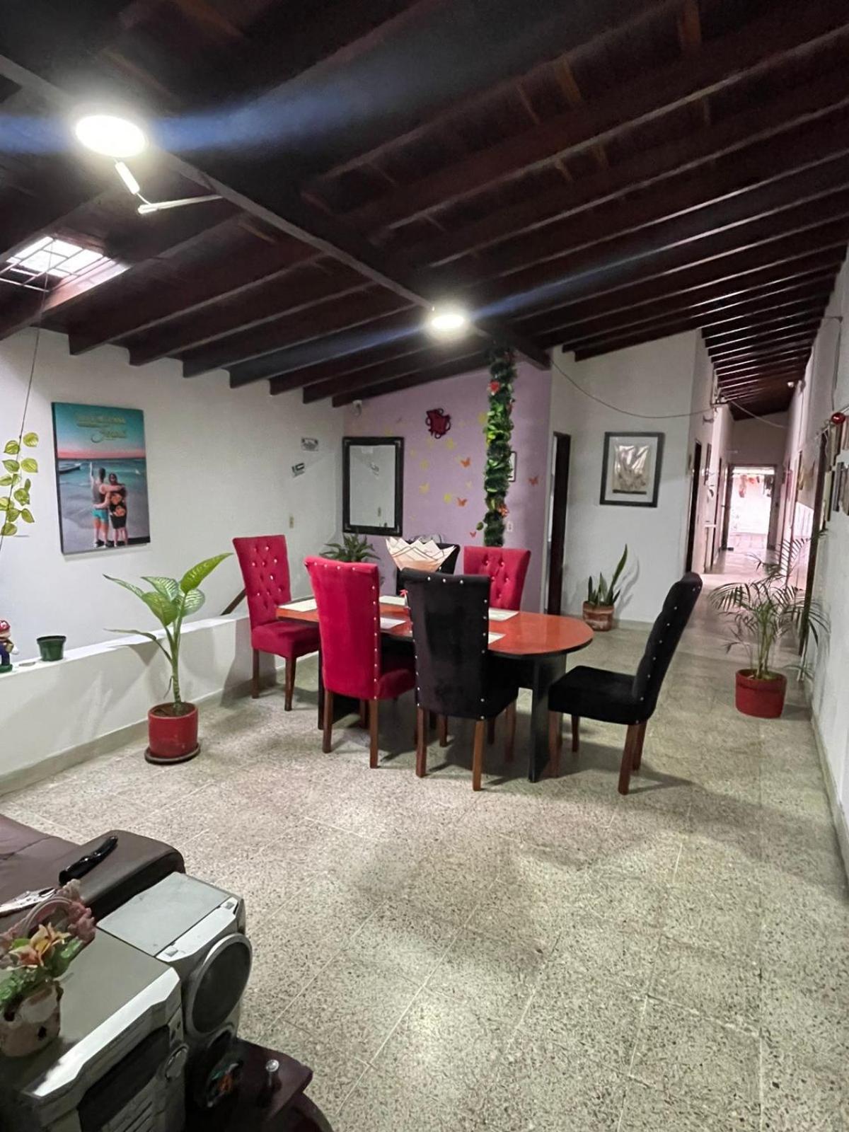Hostel Urban City Medellín Zewnętrze zdjęcie