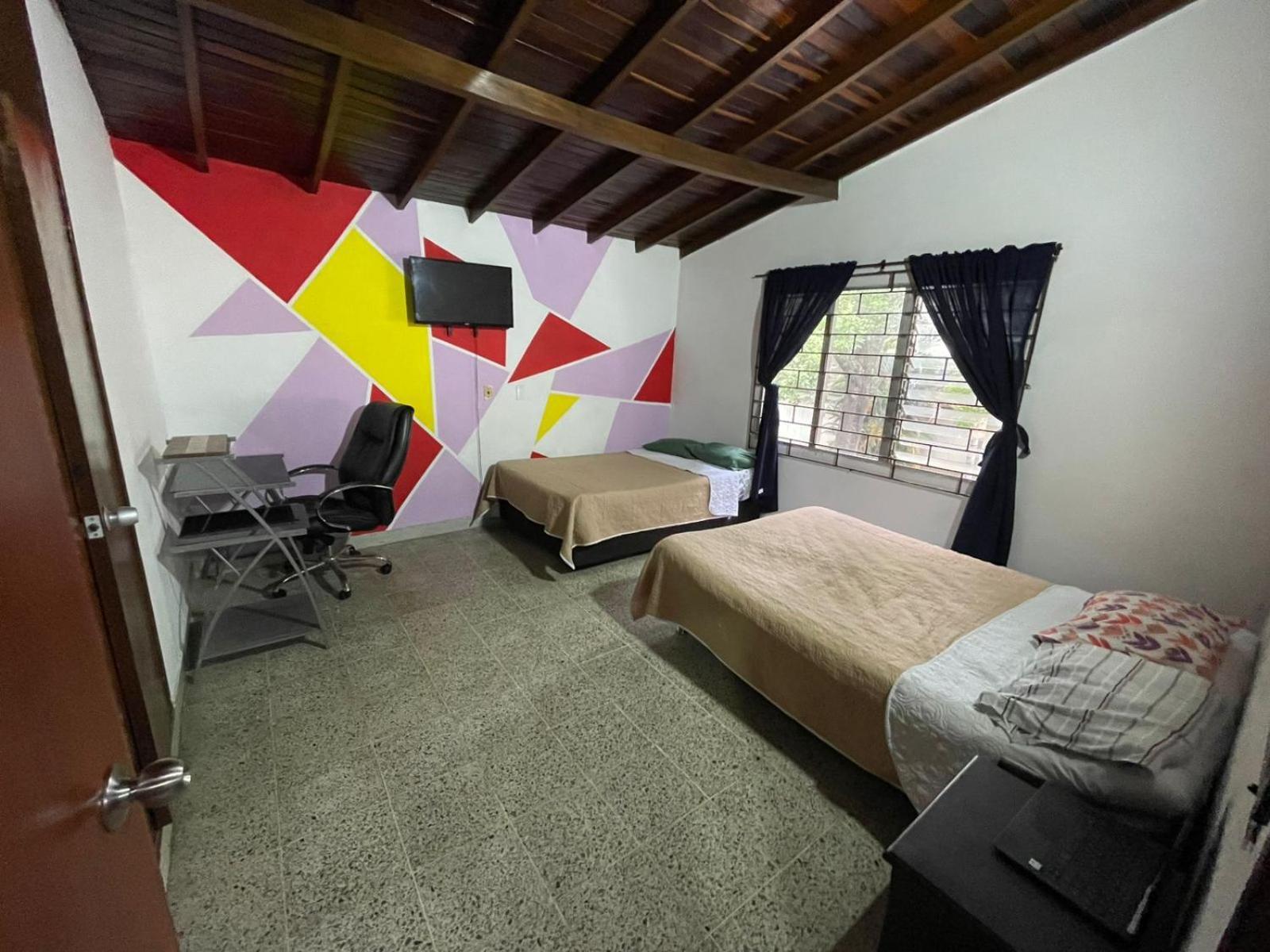Hostel Urban City Medellín Zewnętrze zdjęcie
